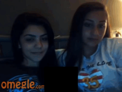 [Omegle] Busty Girl Lifts Shirt 4 BWC