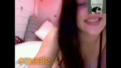 Omegle hot teen shows her body
