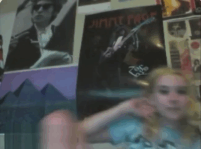 2 omegle girls trying to win point games