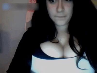 Teen Unpacks Her Big Juicy Tits on Cam