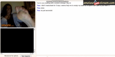 Teens helping huge cock cum with their feet