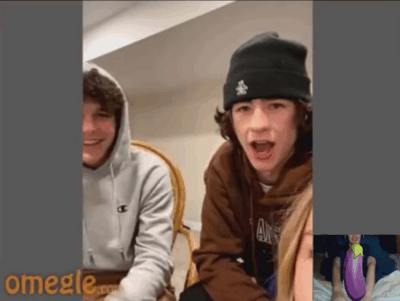 [Omegle🔊] Cum-hungry Girl Opens Mouth