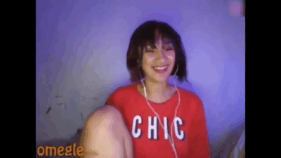 [Omegle🔊] Cutie Bates Her Tight Little Pussy