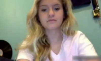 Cute Blonde Bates Her Pussy on Webcam