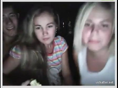 webcam couple with slut friend and chat visitors